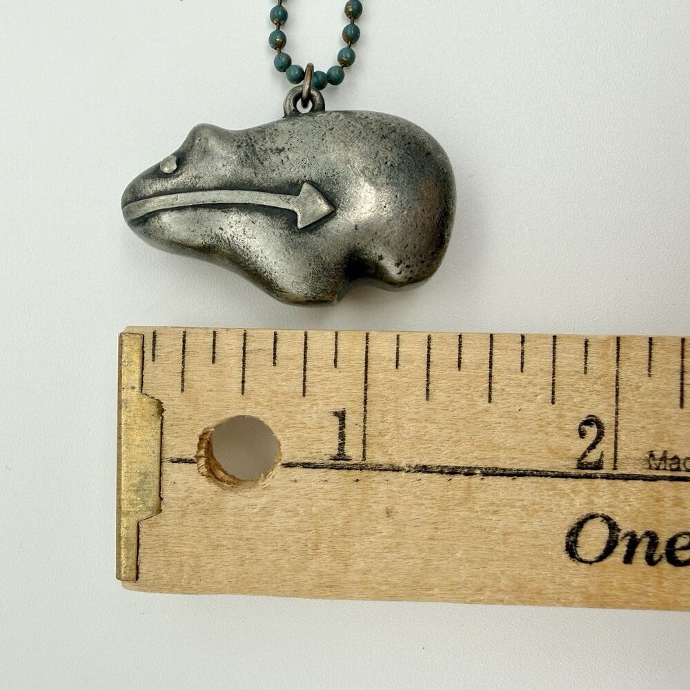 JPD Signed Artisan Heavy Pewter Southwest Spirit Bear Necklace Heartline Arrow - Picture 16 of 16